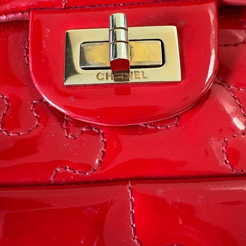 Chanel puzzle piece limited edition bag. - Picture 3 of 12